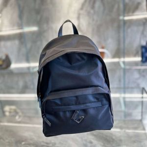Handtasche Designer 50% Rabatt auf heiße Marke Frauenbeutel Klassische Nylon -Reisetaschen -Rucksack und Womens Schoolbag Genauer Lederhandtaschen