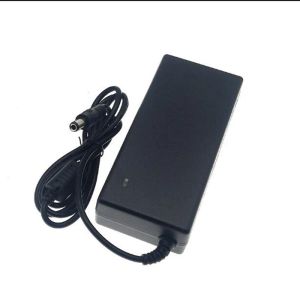 Laddare 16V 2.4A AC DC -adapter för Yamaha PA300 PA300 ACDC Switching Adapter Power Supply Charger