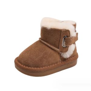 Stövlar 2023 Nya vinter baby stövlar äkta läder varma plysch små pojkar skor nonslip mode småbarn flickor snö stövlar