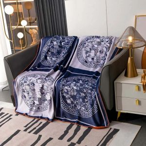 Factory direct sales designer blanket luxury air conditioning blanket nap single bed sheet car shawl sofa blanket machine washable