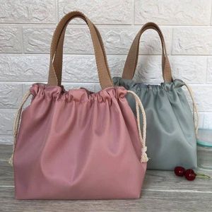 Förvaringspåsar Dual Purpose Handväska för kvinnor Solid Color Waterproof Lunch Box Bag With Drawstring Bento Going Birthday Present 2024