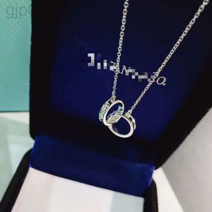 Desginer tiffanybracelet tiffanie High Version t Family Enamel Double Heart Necklace with Heart Love Plated Platinum Double Ring Double Button Necklace Round Ring