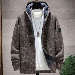 Fashion Sweater Jacket Men's Cardigan Simple Casual Korean Version of the Trend Autumn and Winter Coat Plus Fleece Thickened Warm Island Jackets