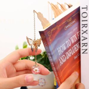 Flower Specimens Butterfly Pendant Bookmark Chinese Style Creative Metal Feather Stationery Book Marks for Teacher Gift Supplies