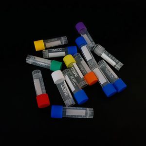 24/50pcs Laboratory da 1,8 ml (2 ml) tubo per congelatore in plastica, crioviale con guarnizione in silicone, flaccatore del tubo di stoccaggio congelato da laboratorio