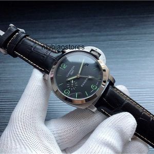 Klockor för lyxiga herrmekanisk klocka Swiss Automatic Sapphire Mirror 44mm 13mm Importerat läder Watchband Brand Italy Sport Wristwatches 9lx0 1O75
