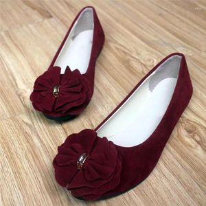 Sapatos casuais femininos de luxo apartamentos 2024 Spring Autumn Fashion Ballerina Flat Ladies Sweet Flower Sapatos feminino