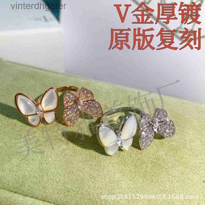 Anelli di design del marchio Vancefe di fascia alta per donne ad anello farfalla Womens High Edition v Gold Open White Fritillaria Full Diamond Senior Brand Logo Designer Jewelry