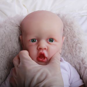 4,7 kg wiedergeborene Babypuppen Ganzkörper Silicon Smile Girl Model Weiche Spielzeug Begleitpuppe für Freund 57cm Hand Puppet Soothing Puppe