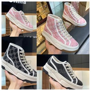 Scarpe in tela Designer Uomini Donne Spesso Piattaforma Bottom Scarpe Casual Casual Spring e Autunno Classico Top in bianco e nero Top Sneaker Sneakers Sneakers Dress Shear