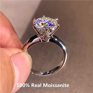 Band Rings Classic 6 Prongs 5 ​​Round Molybden Silicone Ring Pure Silver Plated With 14k Gold High Definition D-Color Diamond Ring Womens Jewely J240410