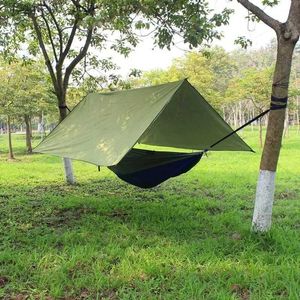 Hammocks Camping Hammock con rete da bug e pioggia a prova di pioggia a prova di petrolio 118x118in Tenda di protezione UV portatile Adatto per usi esterni interni Q