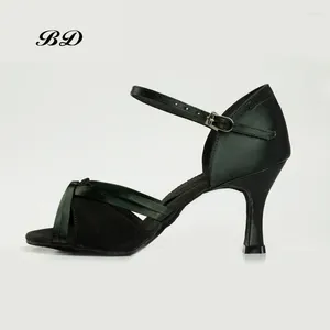 Sapatos de dança tênis salão de baile mulheres sandálias de sapatos de dança latina altos 7,5 cm de suado bd 2302 mulher preta preta
