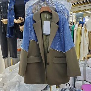 Blazer da donna blazer in denim irregolare patchwork blazer cappotto da donna esterno tascabile molla larga contorno a metà lunghezza jeans giacca da giuntura femmina c240410