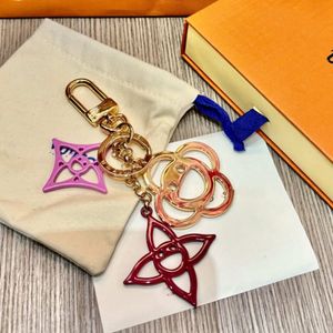 Lanyards Keychain designer letter V Packet chain luxury ladies letter L car keychain women classic key ring fashion accessories cute