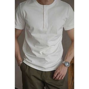 Amerikansk stil Henry-skjorta, mäns sommaren ren bomullsbasskjorta, fashionabla och avslappnade inre skikt, tuff vit kortärmad t-shirt