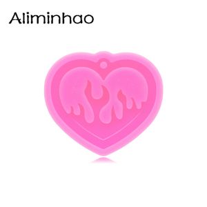 DY1220 Shiny Heart Fire Flame Keychain Mold, Flexible Silicone Rubber Necklace Mold, Epoxy Resin Polymer Clay Jewelry Molds