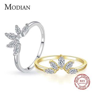 Bandringe Modian neu 100% 925 Sterling Silver Diamond AAA Transparent CZ Crown Fashion Gold Colored Finger Ring J240410