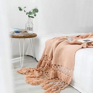 毛布の包帯の小道具寝室スローブランケットソファ椅子カバーホーム装飾的なカバーレットくり抜かれたタッセルエアコン