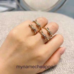 Top grade Designer rings for women Tifancy High version V gold twist ring for women 18k rose gold Knot diamond set personalized butterfly knot rope pair ring Original