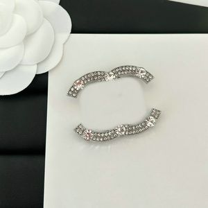 Spille di design Donne Bloccia classica stile Crystal Diamond Rhinestone Spetti di classe Accessori per gioielli da festa