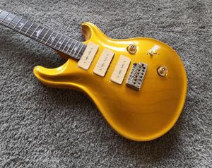 Редкий обычай 22 Goldtop ЭЛЕКТРИЧЕСКИЙ ГИТАРА 22 FRETS 3 P90 Пикапы одно вибрато -хромированное оборудование.