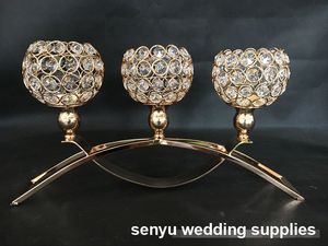 Ny ankomst 3-arms Metal Candelabras med Crystal Ball Pendants, Golden Finish Wedding Candle Holder Senyu0292