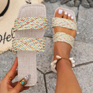 Sandalet çiftleri toptan ayakkabılar kadın terlik moda düz plaj seksi kare ayak parmağı elmas s9305