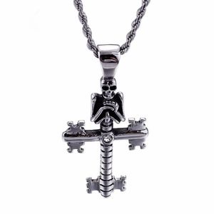 Punk Evil Skull Pendant Halsband för män i rostfritt stål Kors kedjan gotiska cyklistsmycken Tillbehör242h