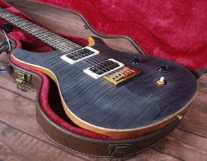 Custom Private Stock Ltd Dunkelblau Grey Flame Maple Top Paul Reed E -Gitarre Tremolo Bridge Holzkörperbindung weiße Perle B3275311