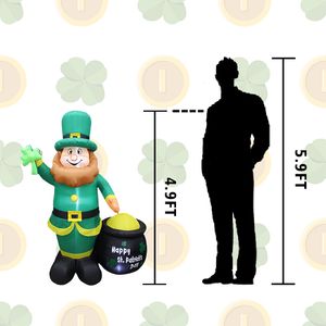 5 stóp nadmuchiwany wystrój St Patrick's Day nadmuchiwany krasnoludzki Leprechaun trzymający szamrock ze złotymi światłami LED Lucky Hal na zewnątrz