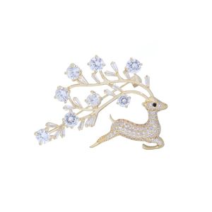 Exquisite zircon brooch silk scarf buckle sika deer copper brooch luxurious coat dress decoration buckle safety pin