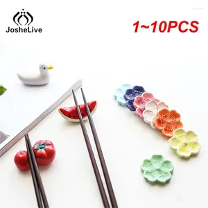 Bacchette da 1-10pcs cucchiaio rack plum blossom giapponese in stile cartone animato underglaze color ceramic Support