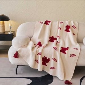 Battaniyeler Yüksek ağırlıklı entegre örgü havlu işlemeli cilt dostu battaniye dört mevsim battaniyesi