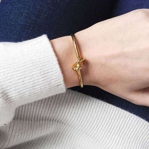 Knot Bracelet and Womens Minimalist Fashion Style Brass Vacuum Electroplated 18k True Gold Non Fading
