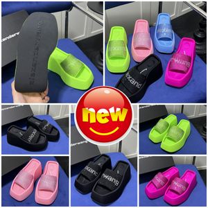 Tasarımcı Sandalet Terlik Lüks Kadın Kadife Malzeme Rhinestone Velcro Bant Odası Gai Platform Slip-On Boyut 35-42 10 cm Moda Seyahat Yeşil Siyah