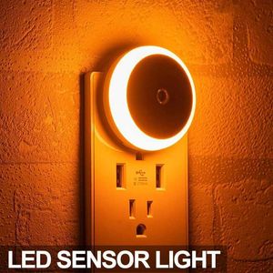 Luzes noturnas Sensor de luz LED Night Light UE/US Plug Wall Light Bedroom Kitchen Staircase Light Childrens Room Decoração sem fio Night Light S245302