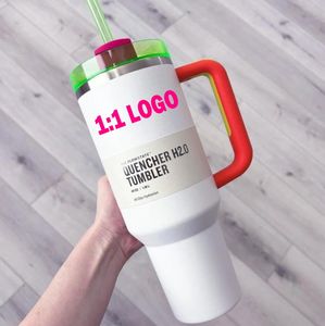 미국 네온 화이트 한정판 스타백 머그 그스 h2.0 겨울 핑크 코스모 공동 브랜드 플라밍고 선물 40oz 대상 레드 컵 자동차 텀블러 물병 gg0410