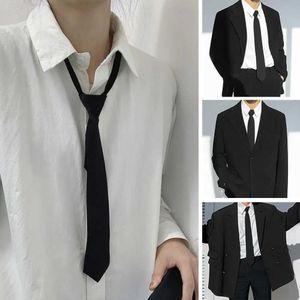 Pescoço amarra quatro cores Retro Student Tie Lim Smooth Womens decote em coreano Simple e elegante tendência completa tendência neutra casual mens TIEC240410