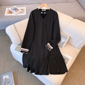 Plussize womens Spring preppy black dress Casual look young Polyester long skirt loose slim 2Xlarge to 6Xlarge 240410