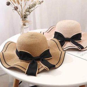 Berets Casual Women Sun Hat 2024 Fashion Foolble Bowtie Fisherman Straw UV Protect Travel Beach