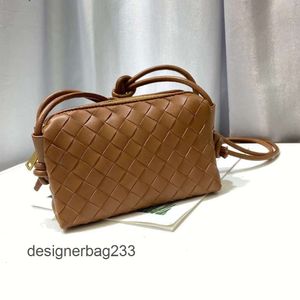 Product Lady Bottegs Bag Venetass Bags Loop Purse Simple Designer Hand Woven Small Square Large Capacity Cowhide Single Shoulder Crossbody W C0QA