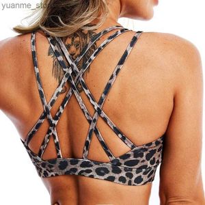 Yoga Outfits Cloud Hide Women Women Leopard Sports Bra Fitness Yoga Crop Top Home Exerctwear Uspide sexy Shirt di grandi dimensioni Strada da abbigliamento sportivo Y240410