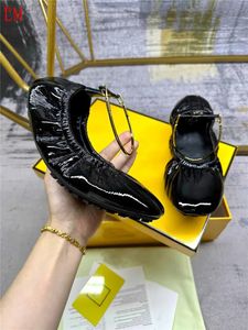 Роскошный дизайнер Filo Leather Black Ballerina Flat Женские слайдные сандалии Slippers Slippers Slipers с коробкой