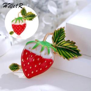 Brooches Personality Strawberry Small Brooch Ladies Cardigan Fashion Fruit Anti-slip Button Pin Coat Accessories