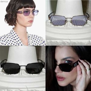 Sunglasses Irregular metal frame with niuniu SMU53W Designer sunglasses Fashion men and womens sheet metal mirror legs Leisure vacation Outdoor elegant women have