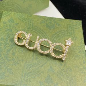 Gold G Designerstifte Brosche für Frauen Männer legieren Mode Crystal Pearl Brosche Pin Schmuck für Party mit Kasten