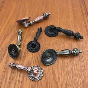 Retro Bronz Mutfak Dolabı Knoblar Dolap Kapı Kolları Vintage Dolap Mobilya Tutucu Takı Kutusu Çekmece Kapı Knocker