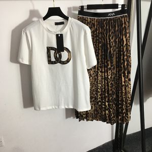 الرسائل الرجعية Tees Tees Dress Classic Plateed Strets مجموعة الصيف القمصان غير الرسمية فساتين الفستان الفاخر اللباس