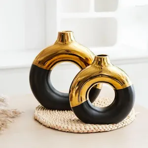 Vaser Creative Ceramic Vase Bohemian Decor Circle Pampas Grass Modern Donut Table Centerpieces For Home Bedroom vardagsrum